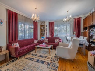 ÇAĞLAYANDA MERKEZİ KONUMDA YATIRIMLIK Y.GİRİŞ 2+1