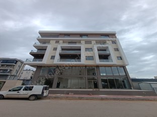 TRAMVAYIN DİBİNDE , LÜKS , KATTA , ASANSÖRLÜ 1+1 KİRALIK DAİRE