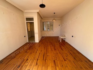 SERVİS GÜZERGAHINDA , ARAKAT , GENİŞ 3+1 KİRALIK