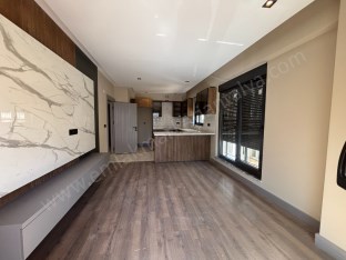 DEFTERDARLIK   ADLİYE YAKINI KATTA SIFIR 2+1 KİRALIK