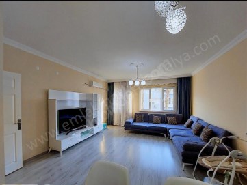 YALIMPARK ÜÇKAPILARA YÜRÜME MESAFESİNDE BAKIMLI 3+1 