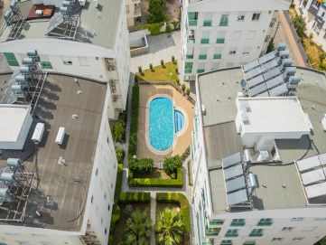 KIZILTOPRAKTA KAPALI OTOPARKLI HAVUZLU SİTE İÇİ FIRSAT ARAKAT 3+1