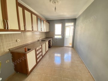 PARK CEPHELİ ÖNÜ AÇIK 2+1 KİRALIK