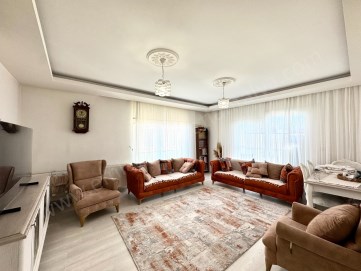 KIZILTOPRAK MRK. KONUMDA ÇİFT BANYOLU KOMBİLİ GENİŞ 3+1