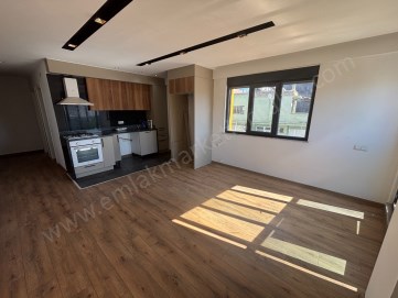 BÜYÜKŞEHİR BELEDİYE ARKASI ARAKAT KULLANIŞLI 1+1 KİRALIK