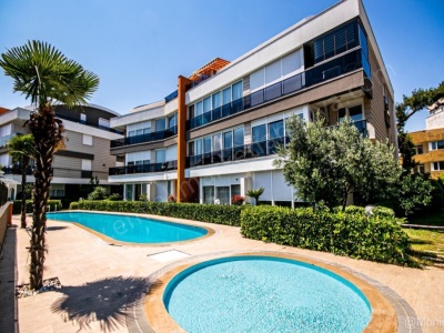 Site İçi 2+1 Doğalgazlı Kapalı Otopark Havuzlu Geniş Bahçe Alanı Satılık Daire Muratpaşa Güzeloba Mah