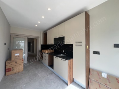 Göksu Çevre Yolu Yakını Ebv Banyolu Geniş 3+1 Satılık Daire Kepez Mah