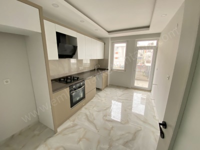 Varsak Karşıyakada Geniş Kullanışlı Lüx 2+1 Ler Satılık Daire Kepez Karşıyaka Mah