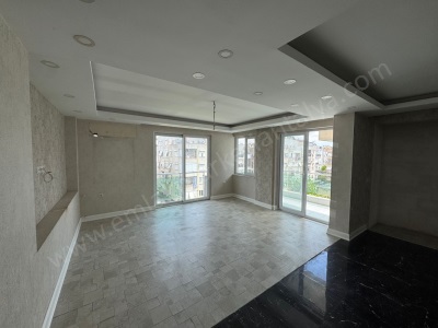 Üçgen Mahallesi Nde 3+1 Asansörlü Geniş Ebeveyn Banyolu Dubleks Satılık Daire Muratpaşa Mah