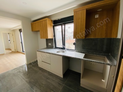 Kira Getirisi Yüksek Tramvay Yakını Yatırımlık 2+1 Satılık Daire Muratpaşa Yüksekalan Mah