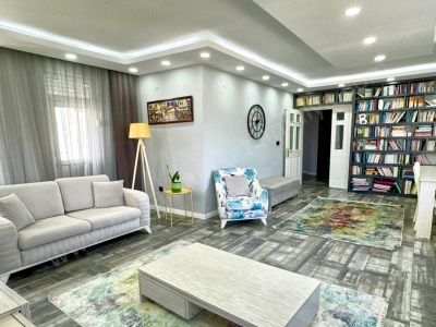 Çağlayan Mh Özel Tasarımlı Havuzlu Sitede 3+1 Arakat Satılık Daire Muratpaşa Mah