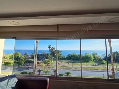 Konyaaltı Caddesinde Deniz Manzaralı Merkezi Isıtma Lüks 3+1 Satılık Daire Muratpaşa Bahçelievler Mah