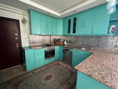 Denize 10 Dakika Mesafede Site İçi Bahçe Kullanımlı Geniş 3+1 Satılık Daire Konyaaltı Öğretmenevleri Mah