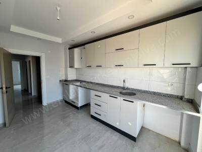 Tramvay Ve Şelale Yakını Katta Sıfır Ayrı Mutfaklı 3+1 Satılık Daire Kepez Mah