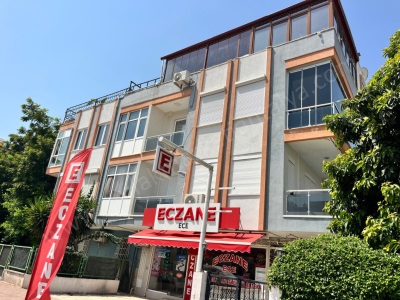 Askeriye Kampına Sahile 1 Dk Doğalgazlı Ayrı Mutfak Bakımlı 3+1 Satılık Daire Muratpaşa Güzeloba Mah