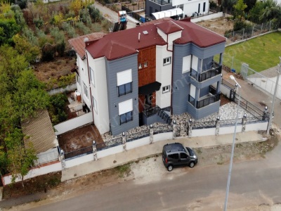 Nebilerde Müstakil Bahçeli İçi Full Yapılı 3+1 Satılık Villa Döşemealtı Nebiler Mah