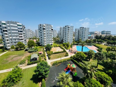 Gaye Sitesinde Doğalgazlı Arakat Geniş Bakımlı 3+1 Satılık Daire Aksu Kemerağzı Mah