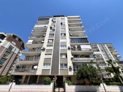 Sahil Askeriye Kampı Anadolu Hastane Cuma Pazar Yürüme Mesf 4+1 Satılık Daire Muratpaşa Güzeloba Mah