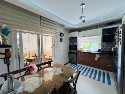 Kızıltoprak Meydan Yakını Park Cepheli Tramvay Geniş 2+1 Arakat Satılık Daire Muratpaşa Mah