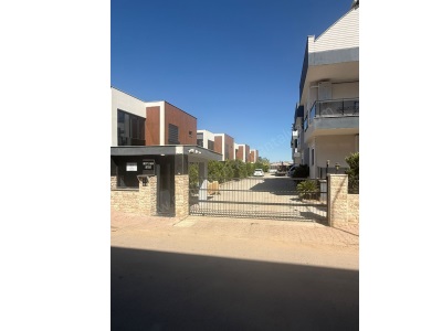 Kaçırılmaz Acil Fırsat Havuzlu Güvenlikli Sitede Dubleks 4+1 Satılık Daire Muratpaşa Güzelbağ Mah