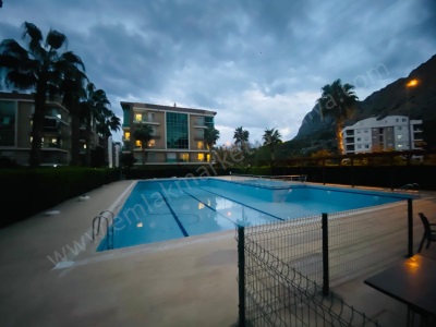 Yüzme Havuzu Fitness Spa Hamam Elit Site İçi Fırsat 1+1 Satılık Daire Konyaaltı Hurma Mah