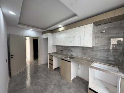 Kızıltoprak Şehitler Parkı Yakını Sıfır Arakat Fırsat 3+1 Satılık Daire Muratpaşa Mah