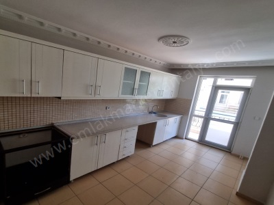 Dutlubahçede Geniş 2+1 Satılık Daire Antalya Muratpaşa Dutlubahçe Mah