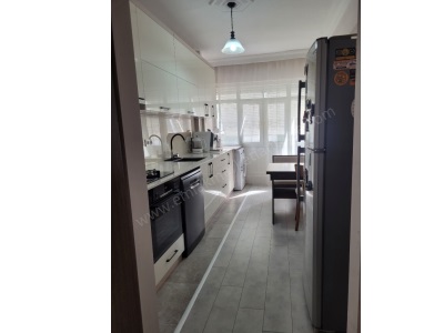 Işıklara Yürüme Mesafesinde İçi Bakımlı 2+1 Satılık Daire Muratpaşa Sinan Mah