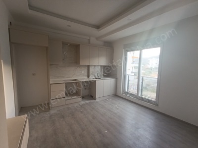 Aydoğmuşta Arakatta Sıfır Asansörlü Huzurlu Fırsat 1+1 Satılık Daire Ler Kepez Aydoğmuş Mah