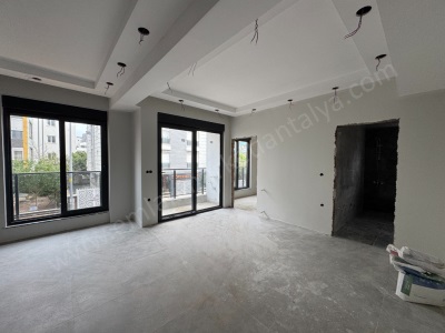 Mevlana Kavşağı Yakını Katta Sıfır 1+1 Ler Satılık Daire Muratpaşa Yenigün Mah