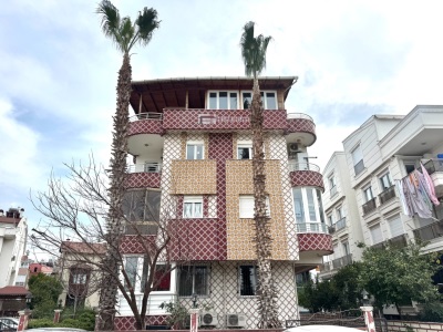 Denize Yürüme Mesafesi Kombili Çift Banyolu 3+1 Satılık Daire Konyaaltı Arapsuyu Mah