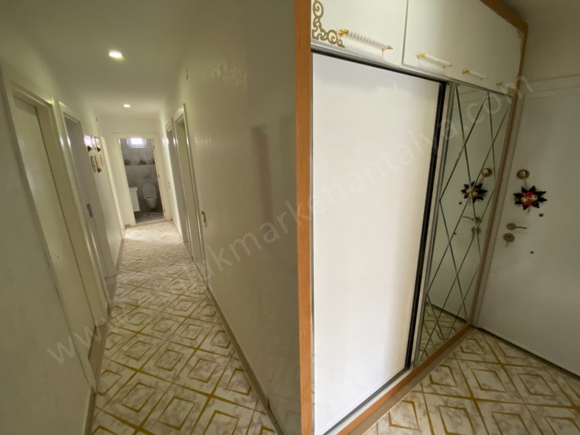 MEYDAN KAVŞAĞINA YÜRÜME MESAFESİNDE ASANSÖRLÜ ÇOK ŞIK 3+1