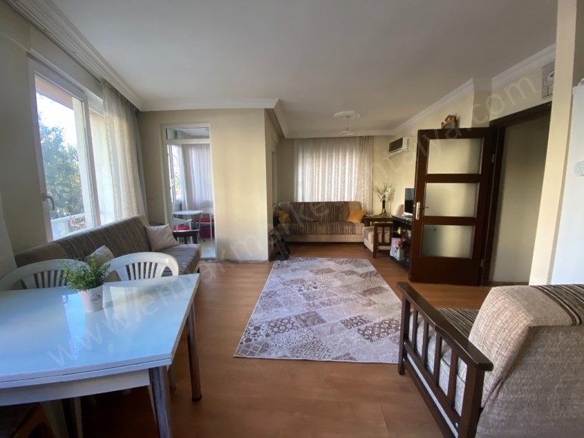MEYDANKAVAĞINDA 12.CADDE YAKINI 2+1 ÖNÜ AÇIK DAİRE