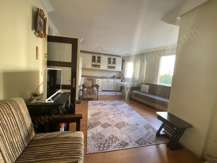 MEYDANKAVAĞINDA 12.CADDE YAKINI 2+1 ÖNÜ AÇIK DAİRE