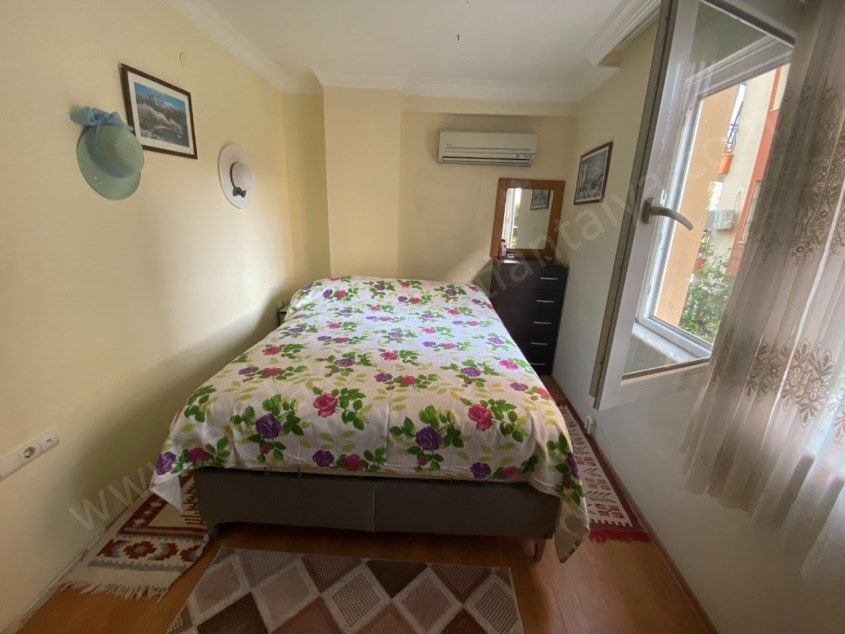 MEYDANKAVAĞINDA 12.CADDE YAKINI 2+1 ÖNÜ AÇIK DAİRE