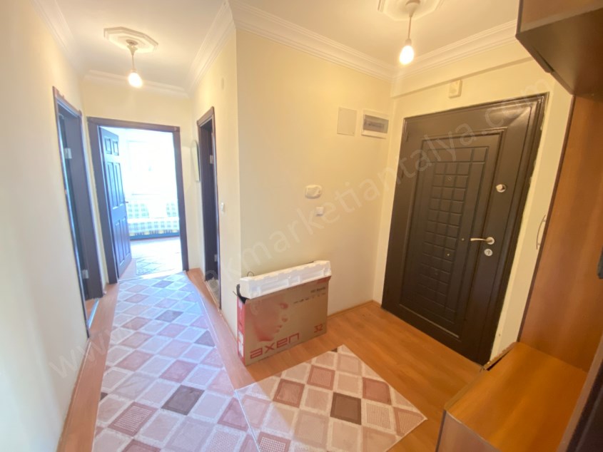 MEYDANKAVAĞINDA 12.CADDE YAKINI 2+1 ÖNÜ AÇIK DAİRE