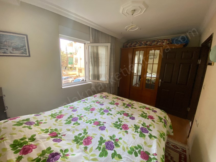 MEYDANKAVAĞINDA 12.CADDE YAKINI 2+1 ÖNÜ AÇIK DAİRE