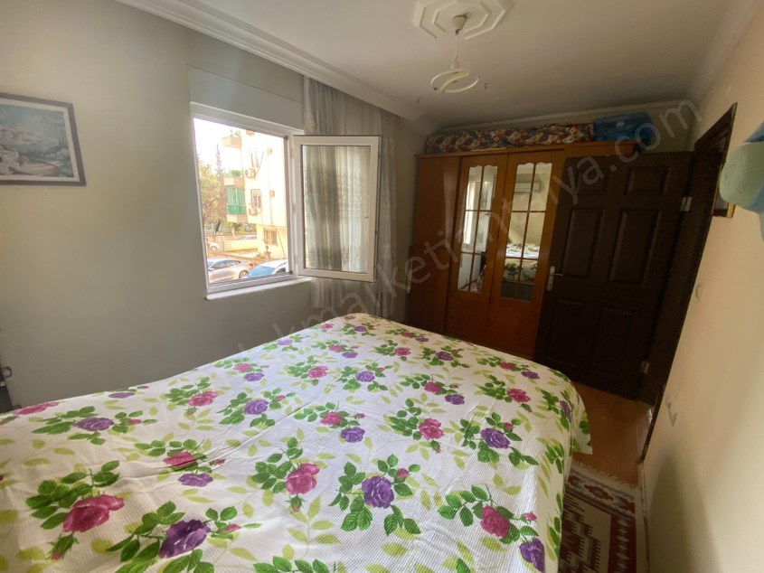 MEYDANKAVAĞINDA 12.CADDE YAKINI 2+1 ÖNÜ AÇIK DAİRE