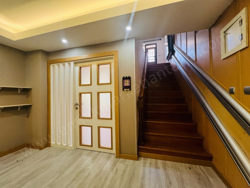 350 M² İÇİNDE MÜSTAKİL 4+1