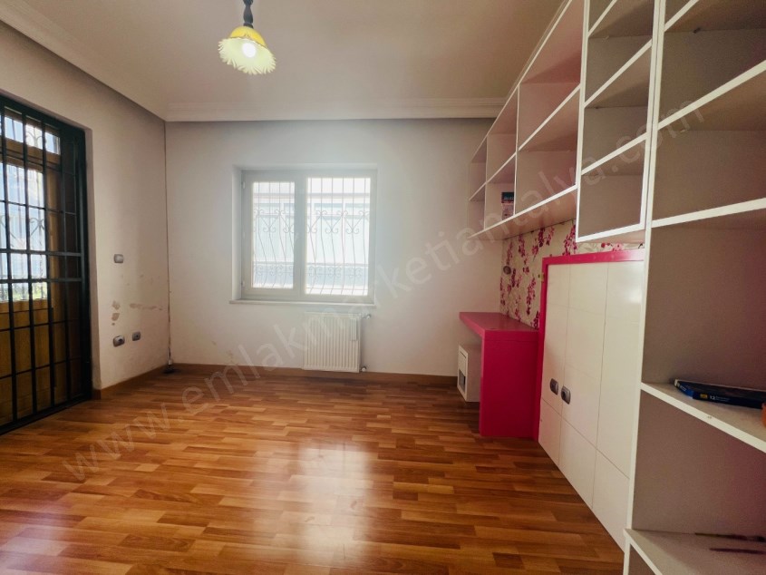 350 M² İÇİNDE MÜSTAKİL 4+1