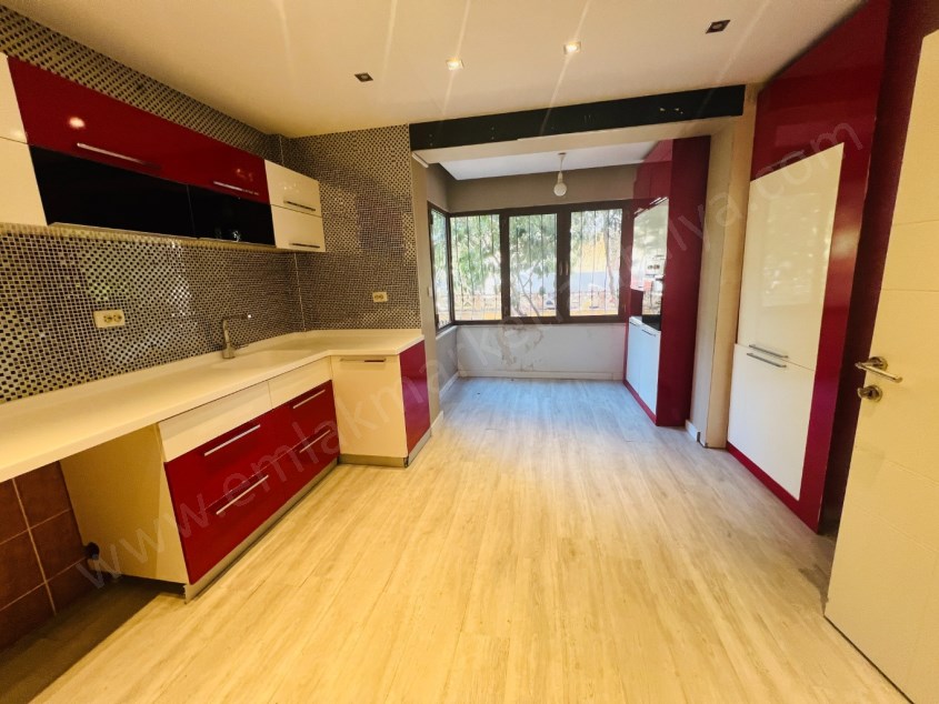350 M² İÇİNDE MÜSTAKİL 4+1