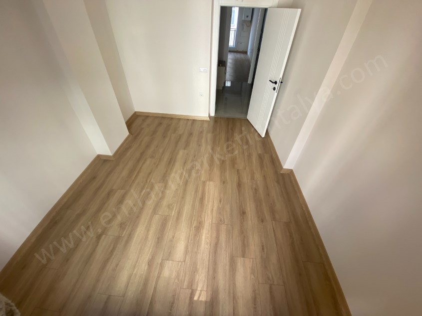 BELEDİYE ARKASI SIFIR KATTA 1+1 DAİRE 