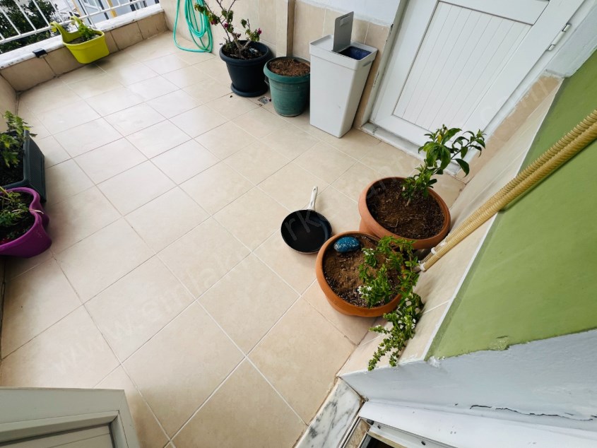 MEYDAN KAVŞAĞINA 1 DK. ASANSÖRLÜ 3+1 ARAKAT