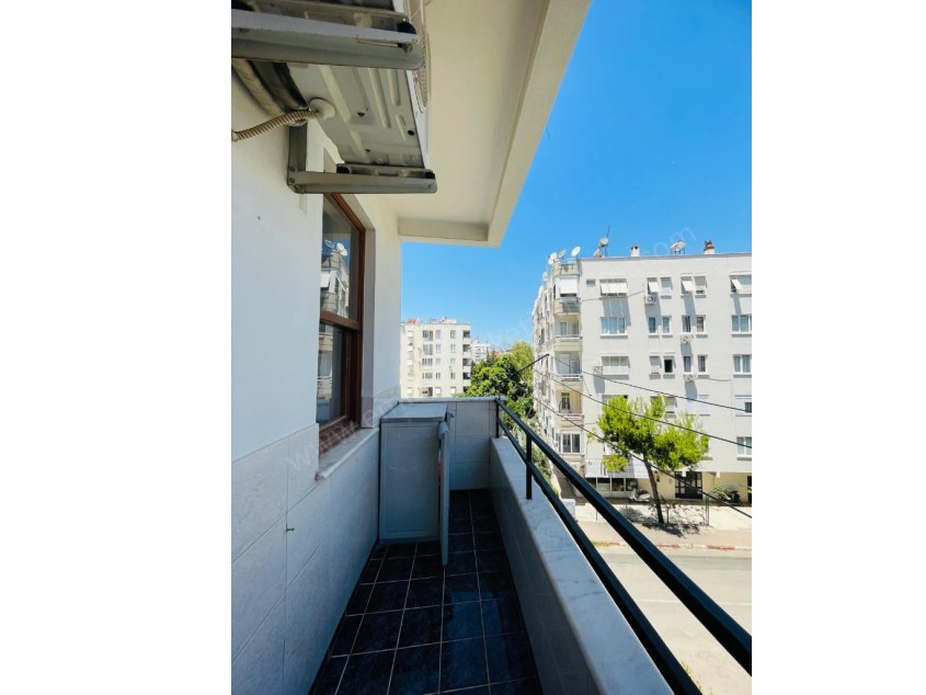 ZERDALİLİĞİN EN MUHTEŞEM LOKASYONUNDA ASANSÖRLÜ AYRI MUTFAK 3+1