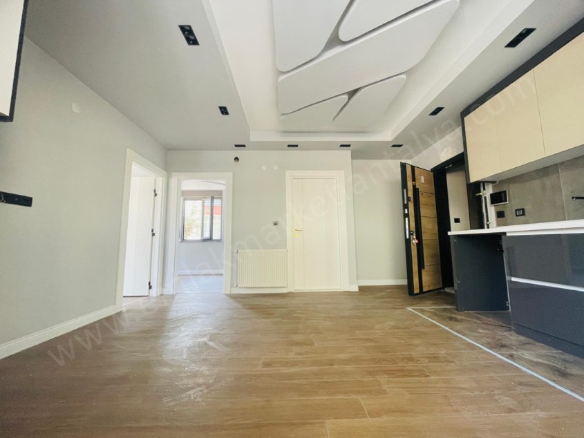 ETİLER MAHALLESİNDE ASANSÖRLÜ DOĞALGAZLI ULTRA LÜKS SIFIR DAİRELER