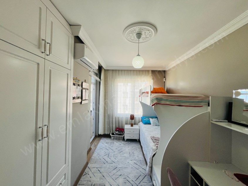 İÇİ FULL YAPILI GÜNEY CEPHE ASANSÖRLÜ FIRSAT ARAKAT 2+1