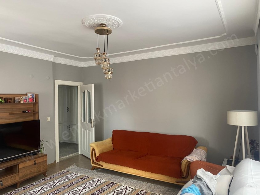 İÇİ FULL YAPILI EBEVEYN BANYOLU ASANSÖRLÜ FIRSAT ARAKAT 2+1