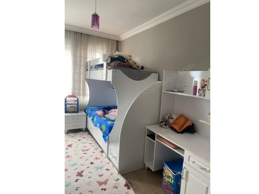 İÇİ FULL YAPILI EBEVEYN BANYOLU ASANSÖRLÜ FIRSAT ARAKAT 2+1