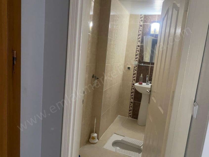 İÇİ FULL YAPILI EBEVEYN BANYOLU ASANSÖRLÜ FIRSAT ARAKAT 2+1