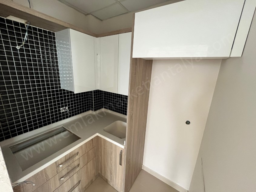 FULL DENİZ MANZARALI PLAZADA KİRALIK OFİS